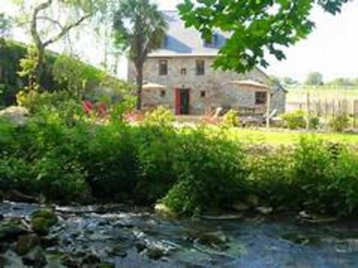 Gite Du Moulin Du Poulloguer Prat المظهر الخارجي الصورة